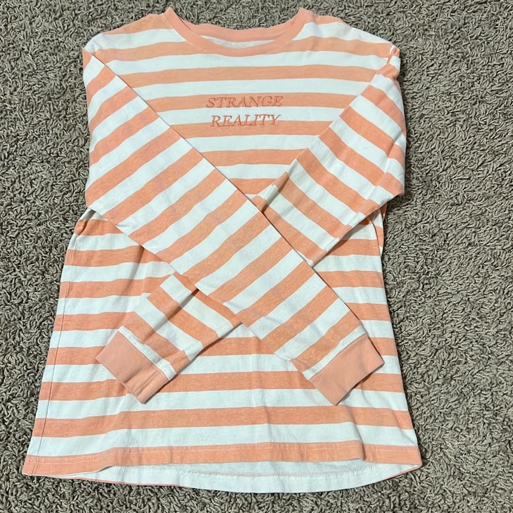 Boys Medium Pacsun “STRANGE REALITY” long sleeve